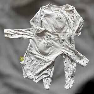 Nested Beans Zen Footie Classic and Zen Bodysuit Gently Weighted Size 6-12 M